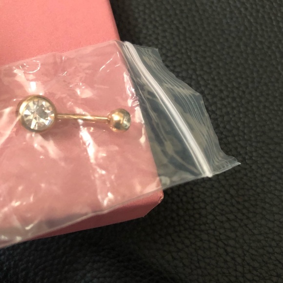 ⭐️3/$15 New! Gold navel belly ring 14 gauge - Picture 11 of 11